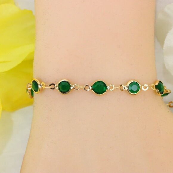 Minimalist Bracelet, Sleek & Modern Design, Women’s Fashion, YC110428-B - Picture 1 of 10